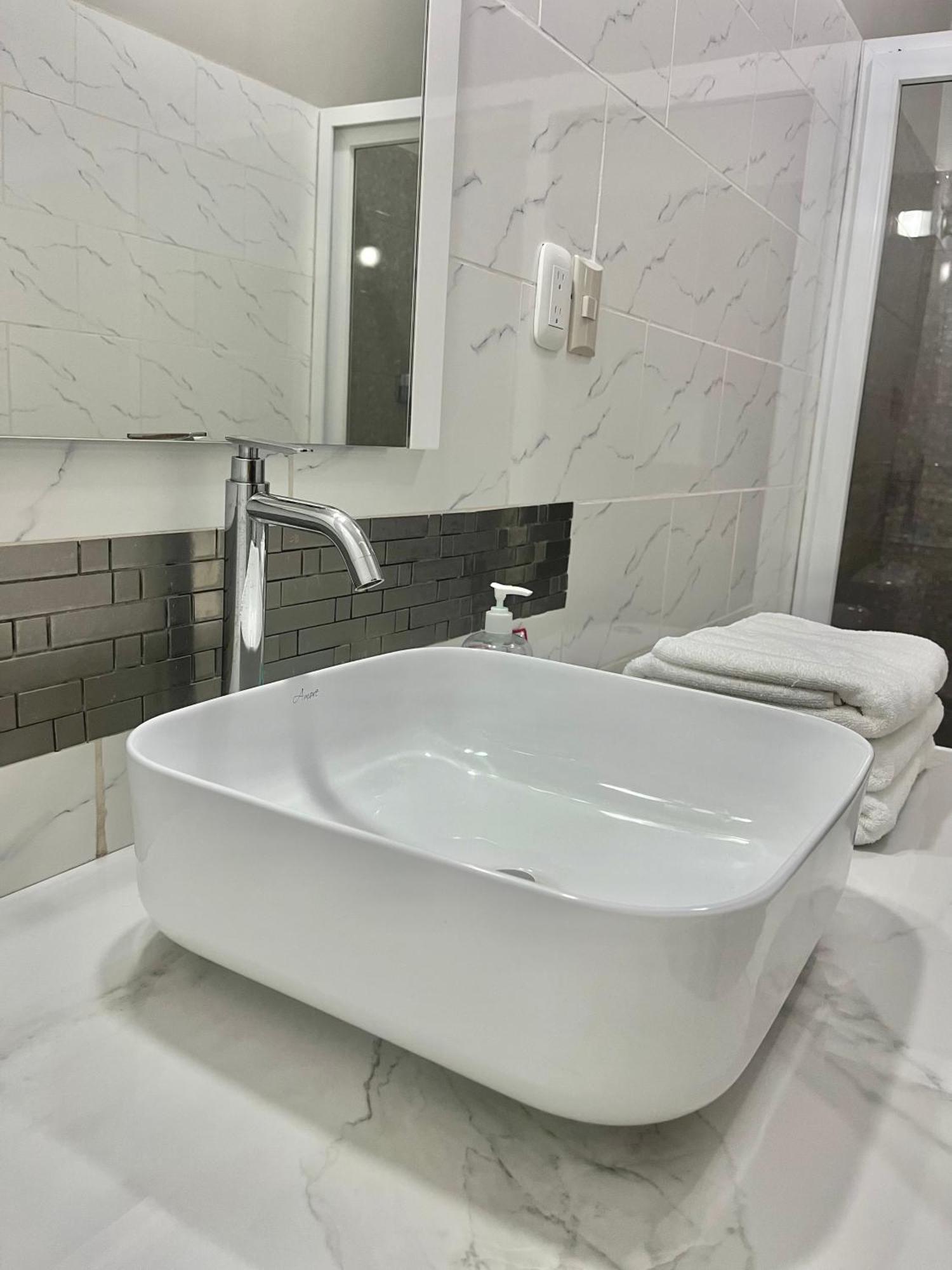 Mangohosting Hotel Comayagua Bagian luar foto