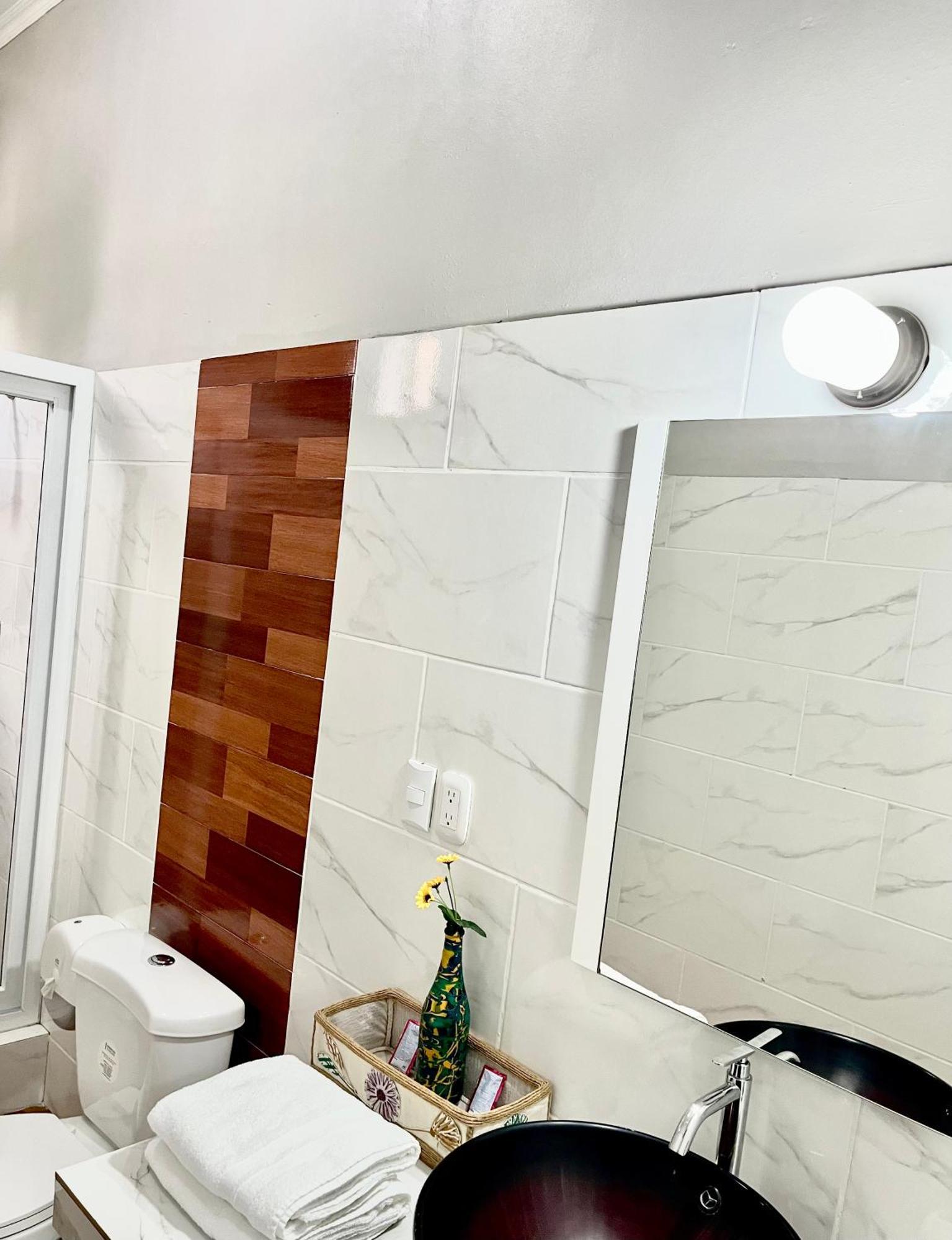 Mangohosting Hotel Comayagua Bagian luar foto